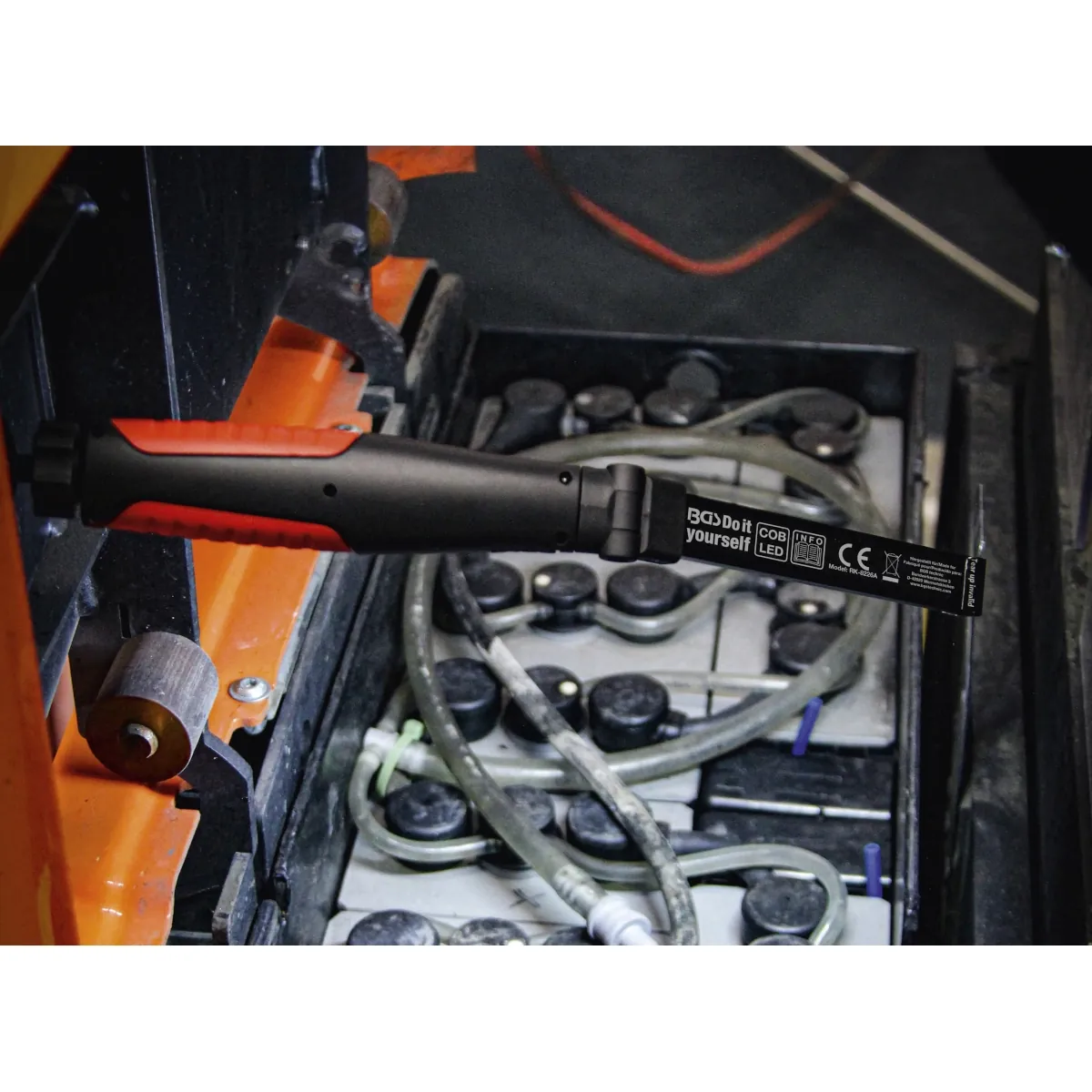 LÁMPARA DE TALLER LED COB ARTICULADA A BATERÍA | 5W - Imagen 5